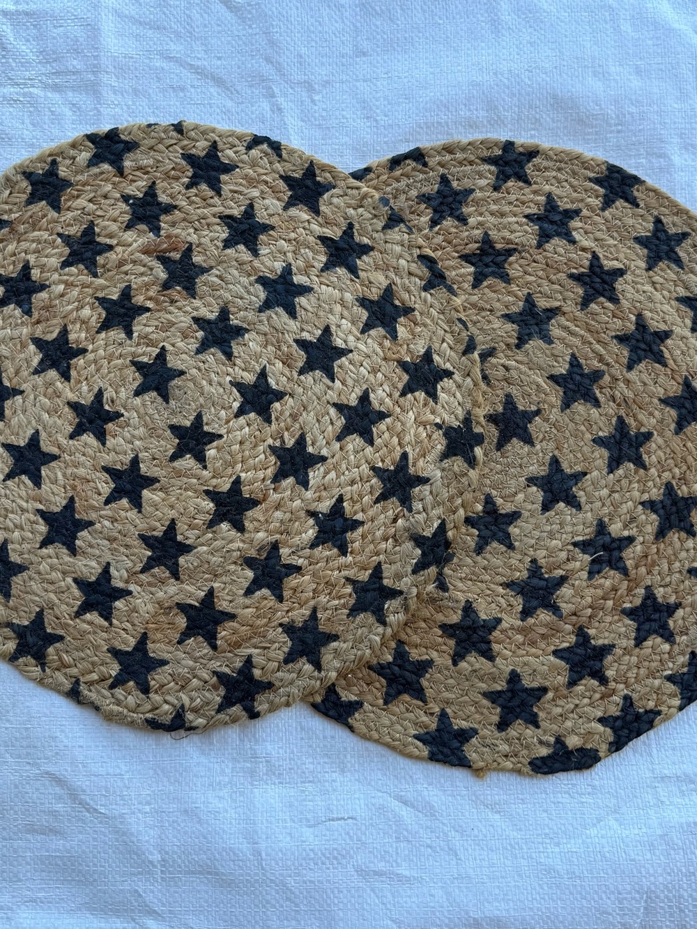 Round Braided Star Placemats